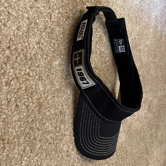 New Orleans Saints sun visor hat. - Picture 3 of 4